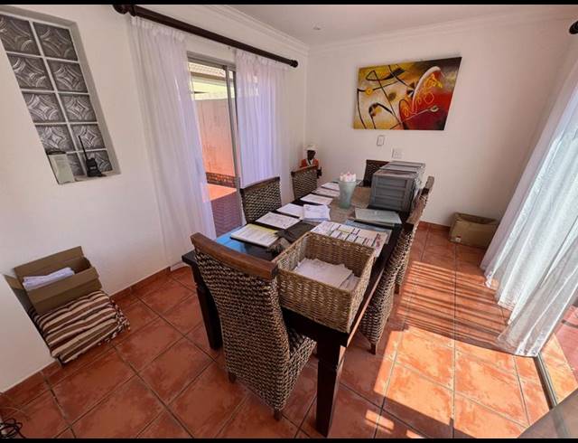 3 BEDROOM CLUSTER FOR SALE IN VAN RIEBEECK PARK